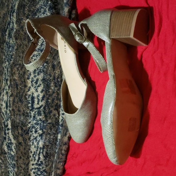 Torrid - Picture 3 of 4